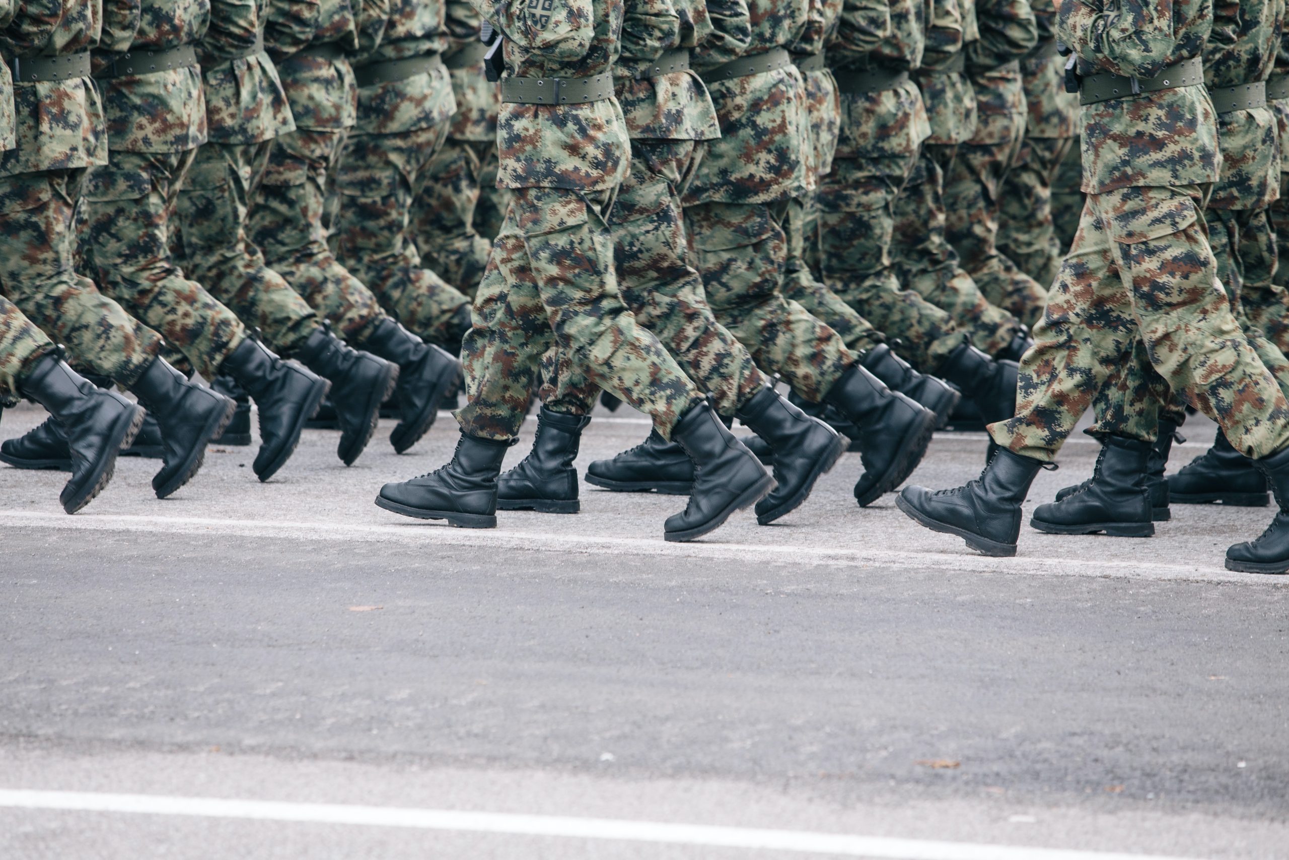 Înrolarea obligatorie în armată, în ce condiții?